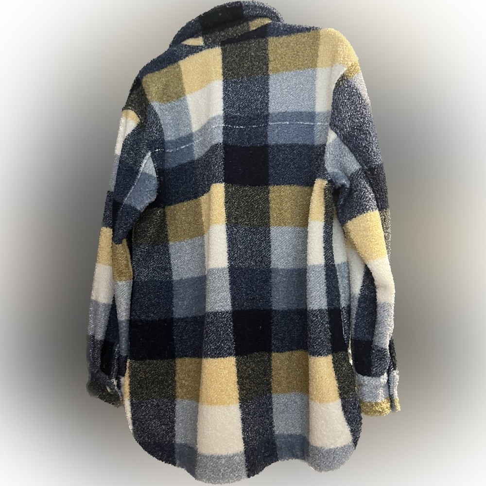 A&F Shacket - Picture 2 of 2